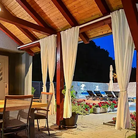 Beautiful In With House A Panoramic View Holiday home *
