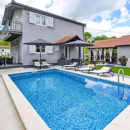Beautiful In With House A Panoramic View Holiday home