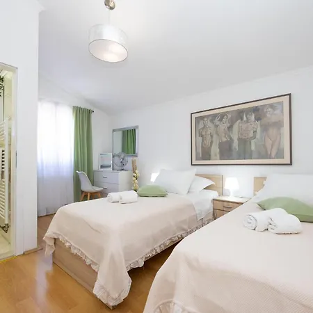 Beautiful In With House A Panoramic View Lucane