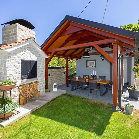 Beautiful In With House A Panoramic View Lucane