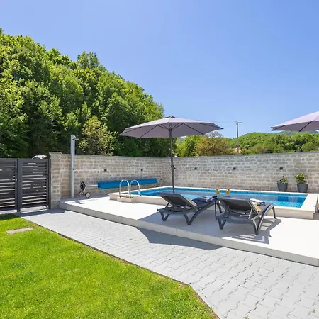 Holiday home Beautiful In With House A Panoramic View *