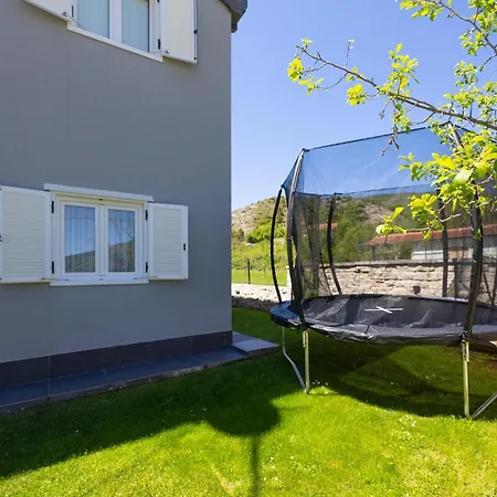 Beautiful In With House A Panoramic View * Lucane